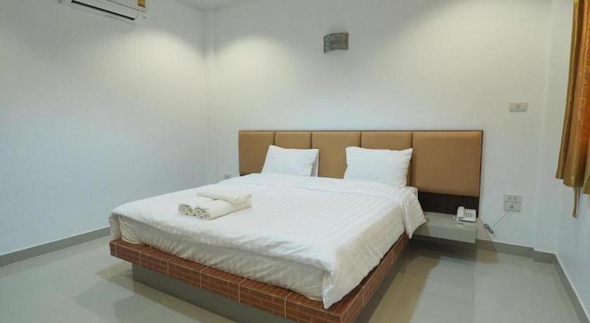 The Phant Hotel Surin Bagian luar foto