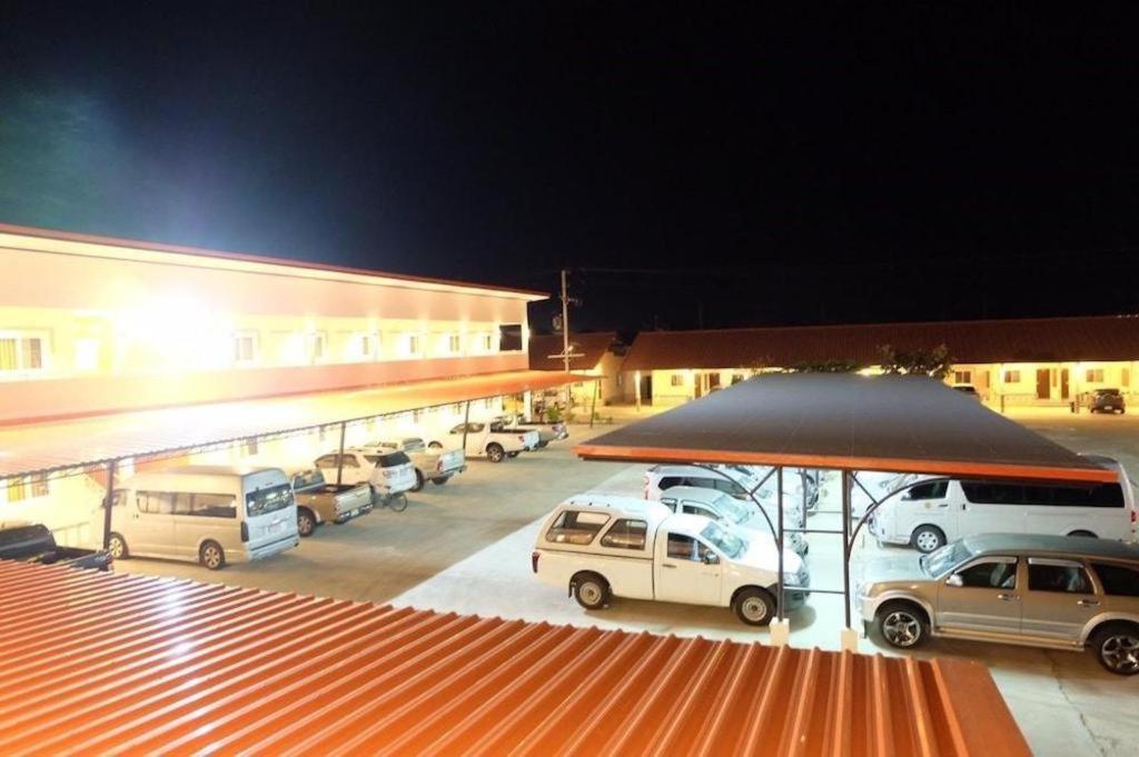 The Phant Hotel Surin Bagian luar foto
