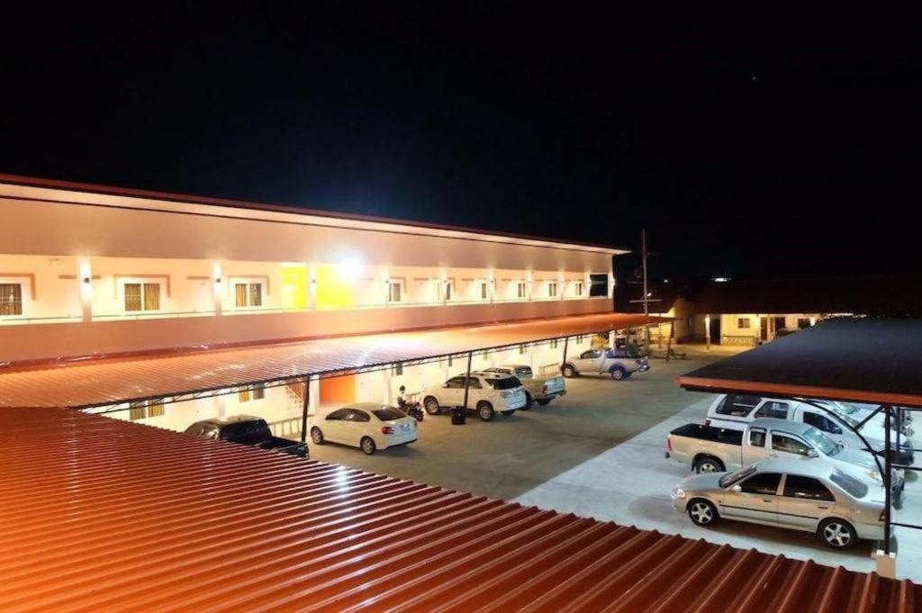 The Phant Hotel Surin Bagian luar foto